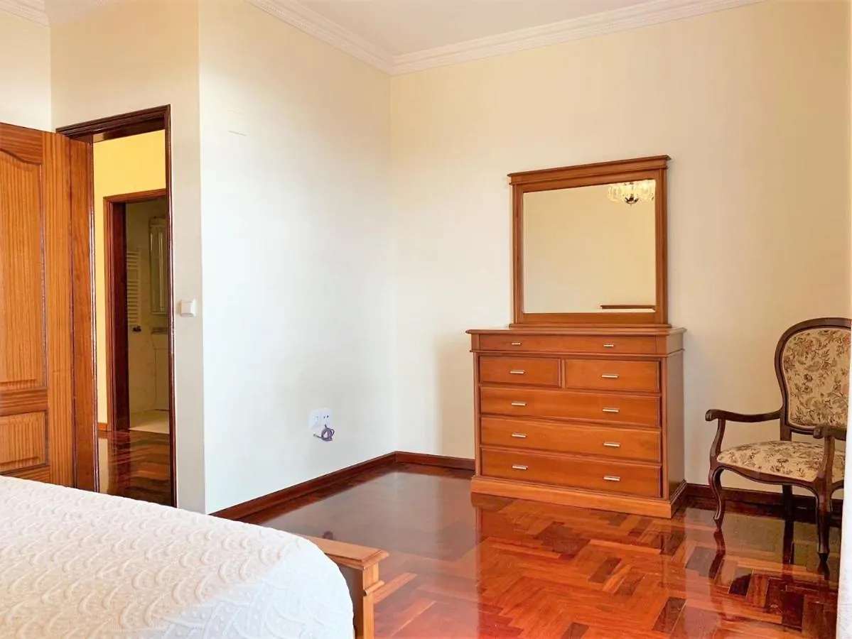 펜션 Villa With Panoramic Harbor View 푼샬 포르투갈